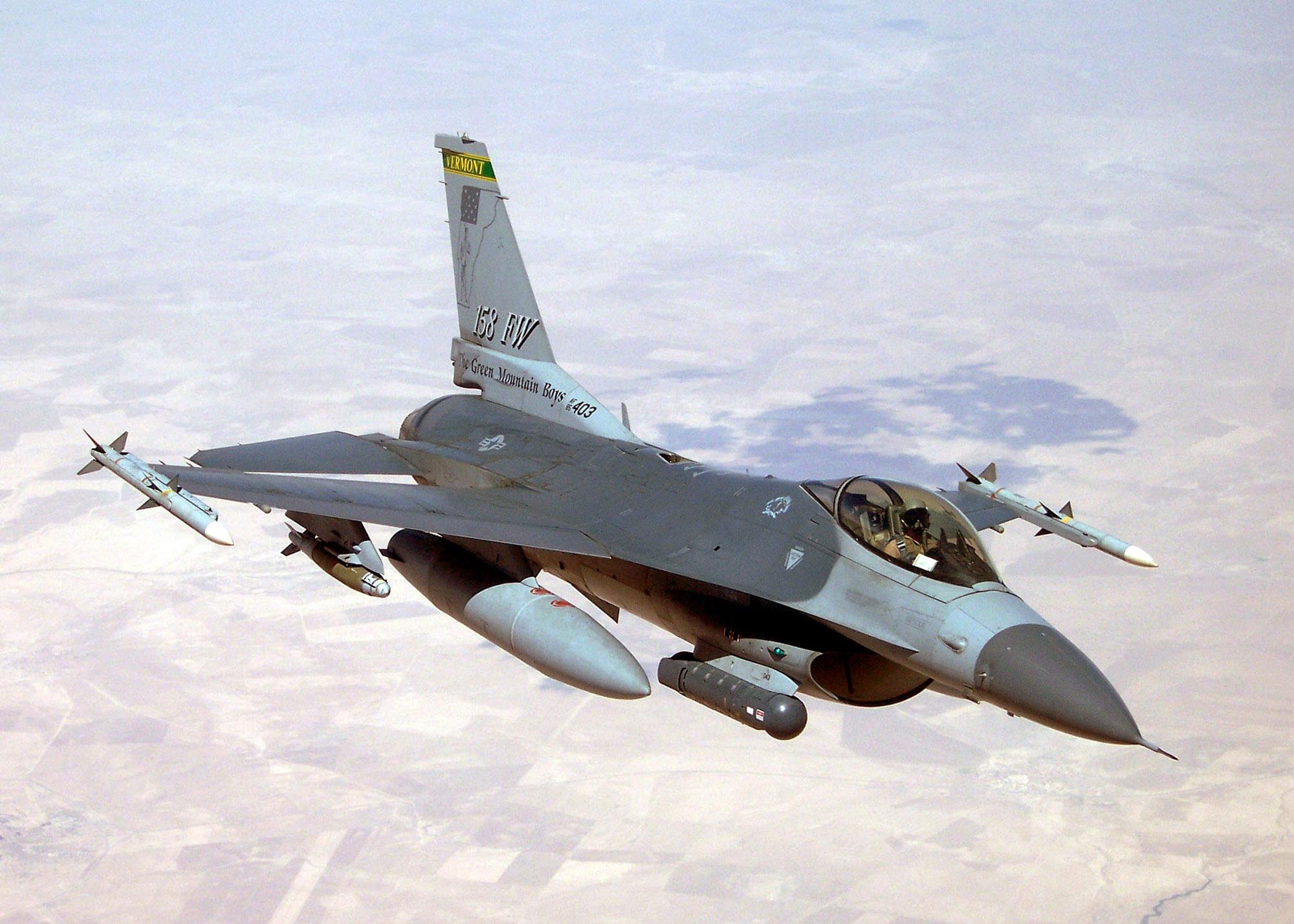 F103战机图片