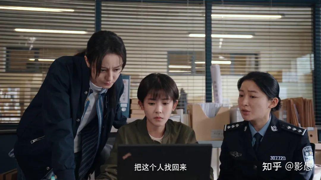 央视力挺的90花顶流,被骂惨了 - 知乎