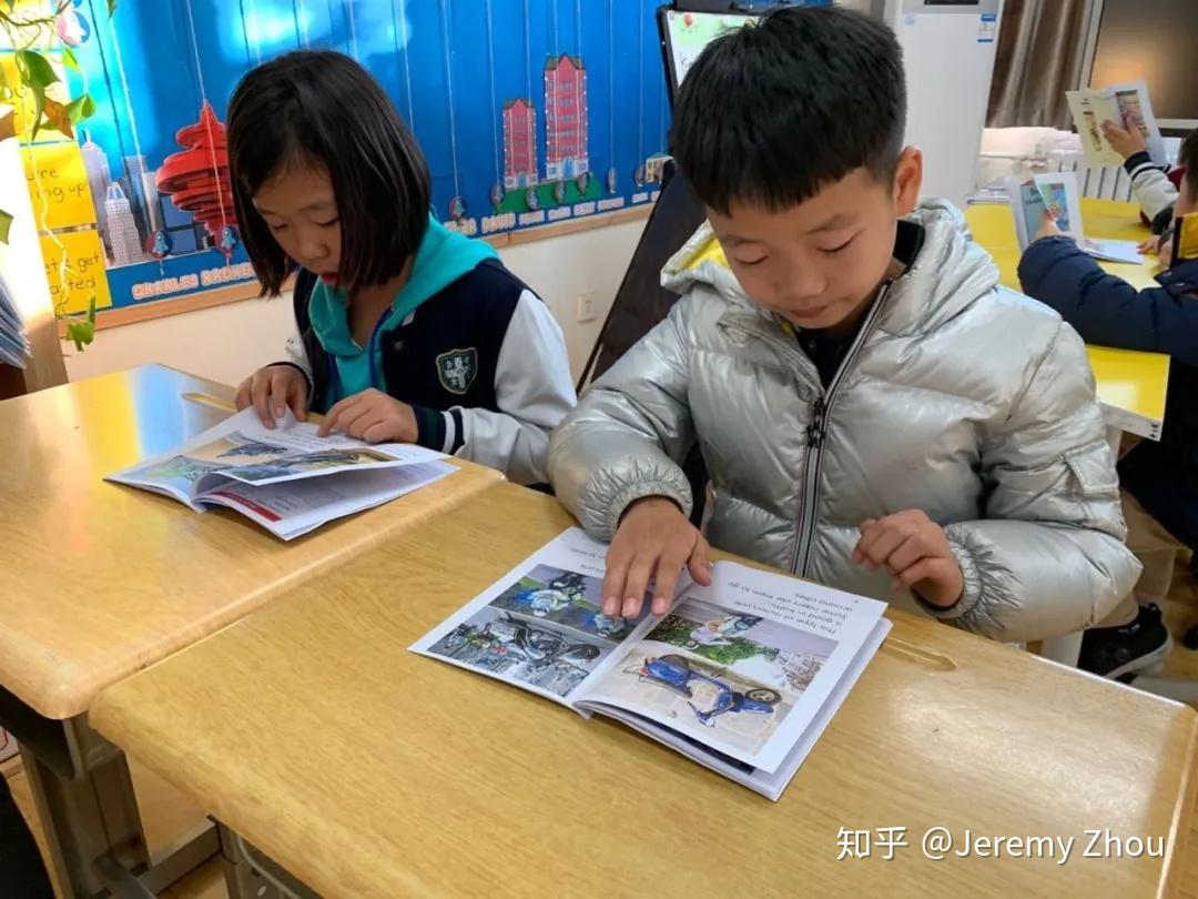 科学老师的英文怎么读 v2-1dc8a245978ad3d1f945b5137da809eb_r.jpg