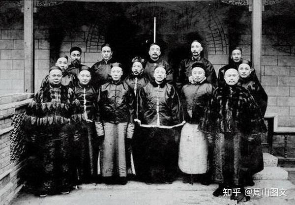nba赌注平台:中国历史上最早的官学生