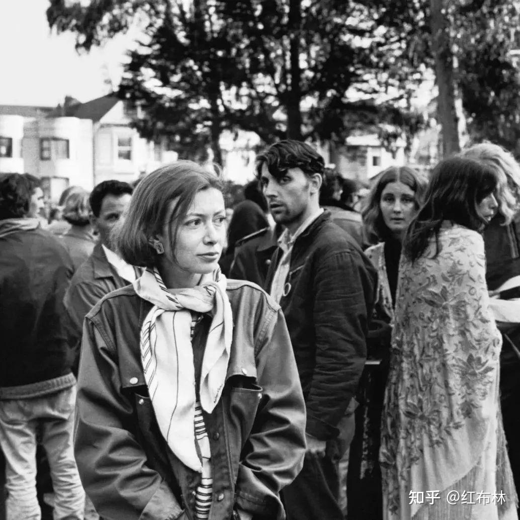 81岁为Celine做模特，她是最时髦的女作家！ - 知乎