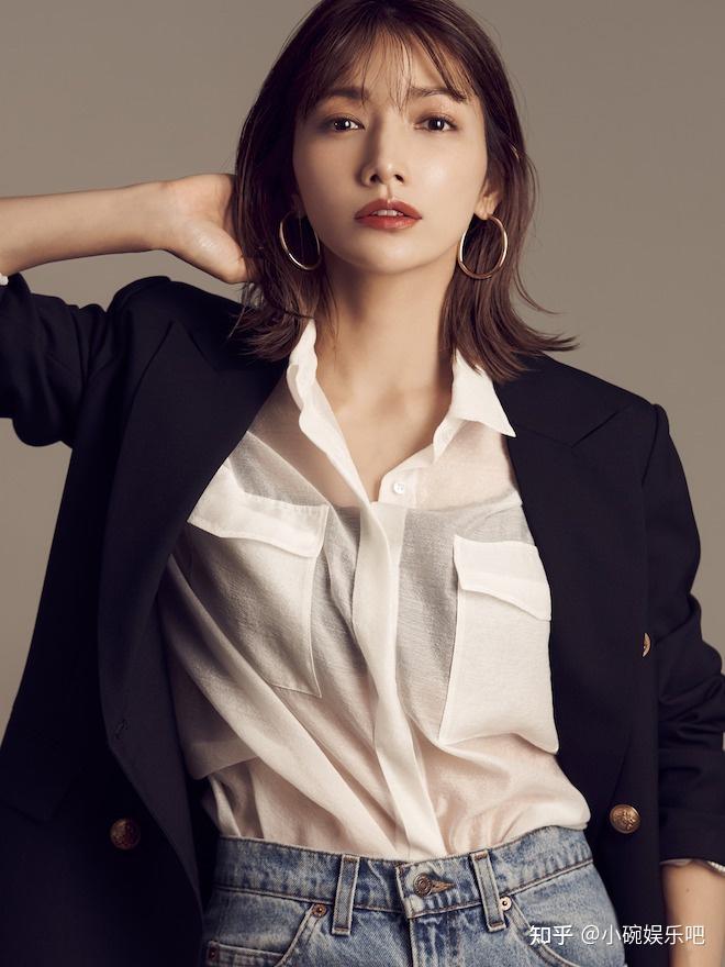 挑战中国风的妆容,后藤真希,旗袍和中国风妆容还是很有冲击力的