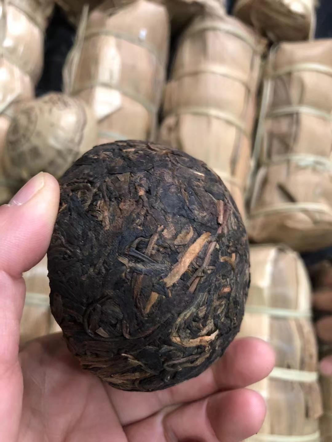 2005年 精品生普洱茶 易昌号 易武沱茶,昌泰茶业选用易武正山生态乔木