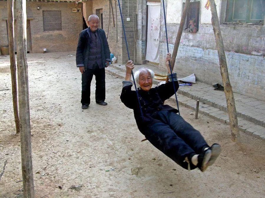 这组催人泪下的夫妻照片,满满的都是感动!