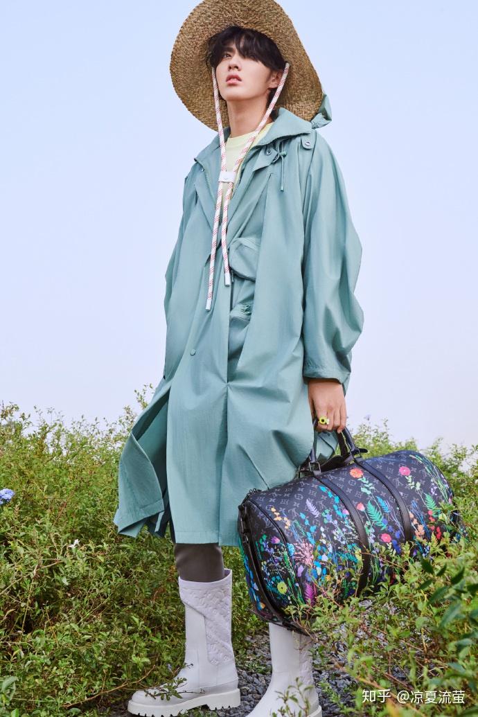 吴亦凡ampkōki爱与诚嘉人封面