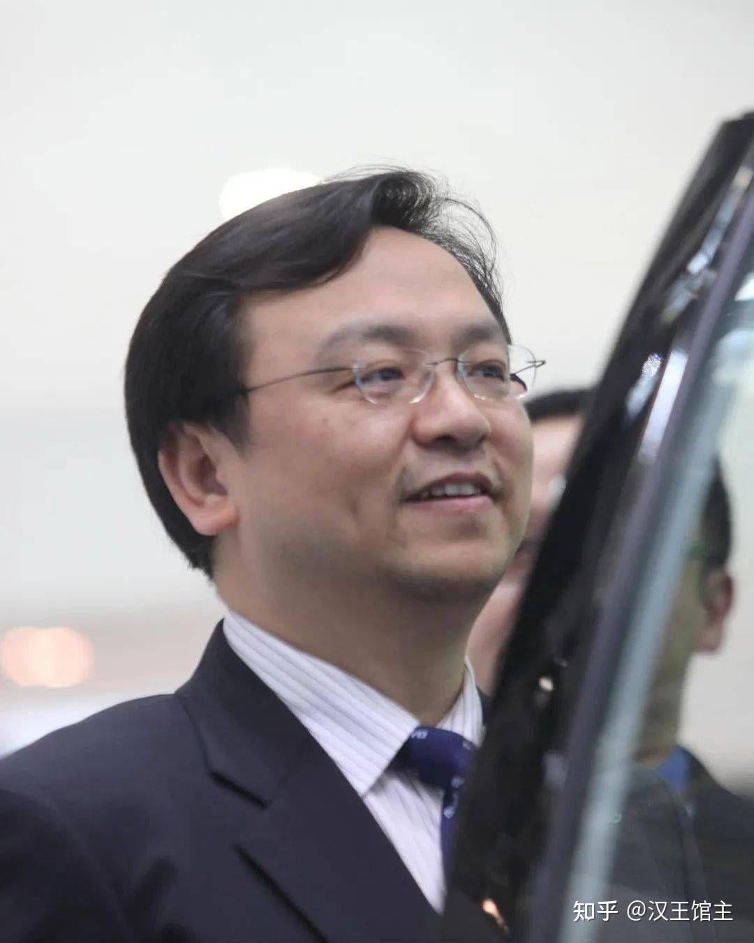 中国当代十八位杰出企业家