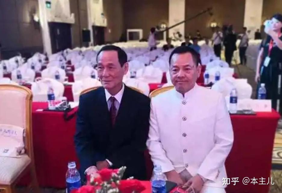 此事之后,陈惠敏的其他门生,也是游恩杰的师兄都三缄其口,不做评价.