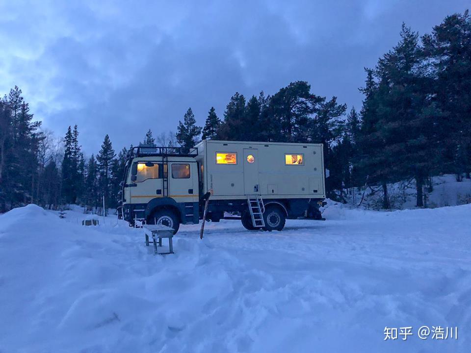 旅行途中,在任何有民用电的情况下,bliss mobil 可以采用外接电脏多