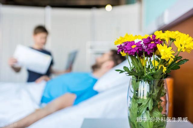 体位手指再造术后绝对卧床休息1-2周,卧床期间不得大幅度翻身,坐起,下