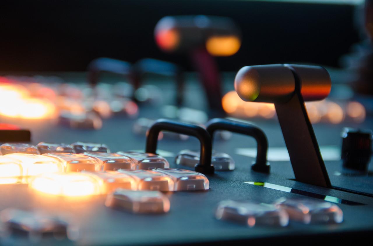 广电总局去年全国广播电视行业总收入超八千亿同比增长1662