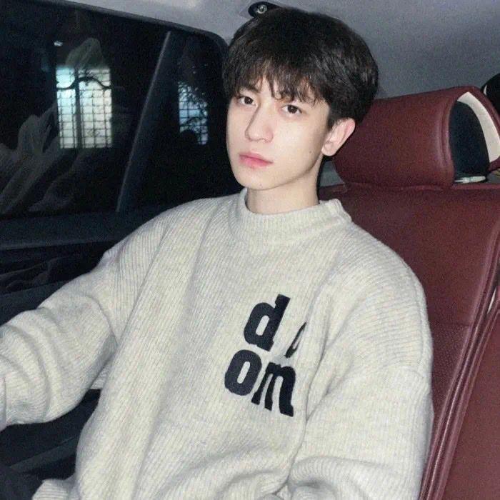 有没有阳光一点的男生头像