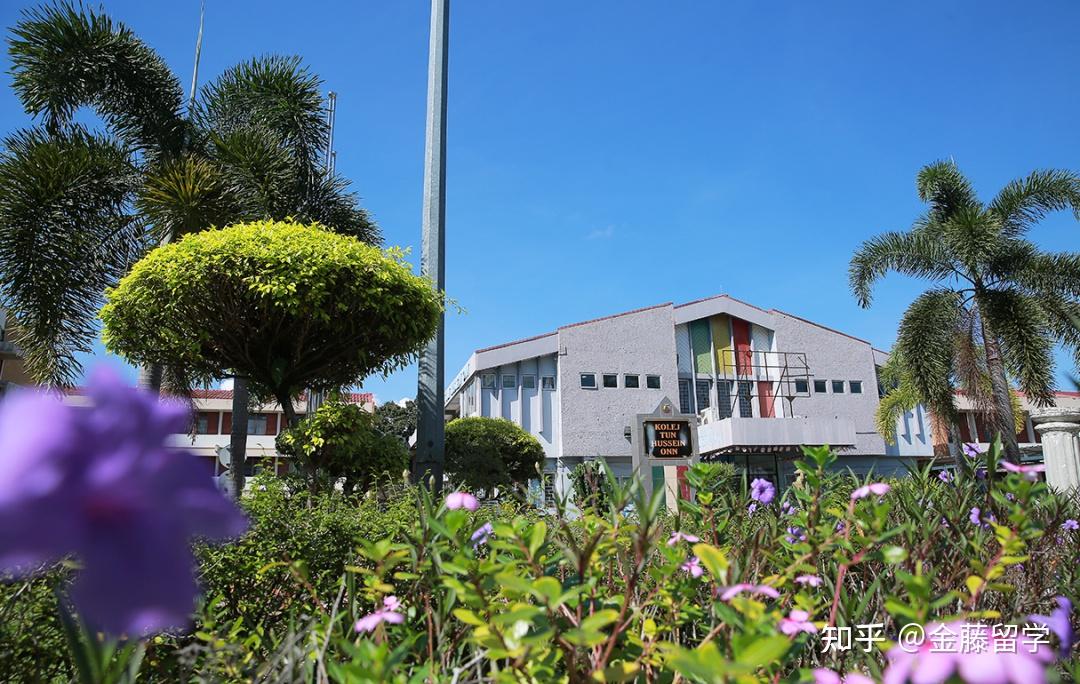 在 ukm 的主校區 —— 雪蘭莪州萬宜校區,ukm 為學生提供了 9 大宿舍