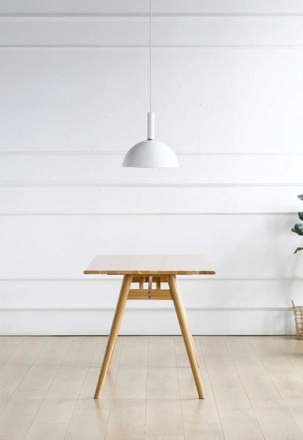 原木色家具到底怎么搭配才洋气三种零失误配色让你的家秒变杂志图