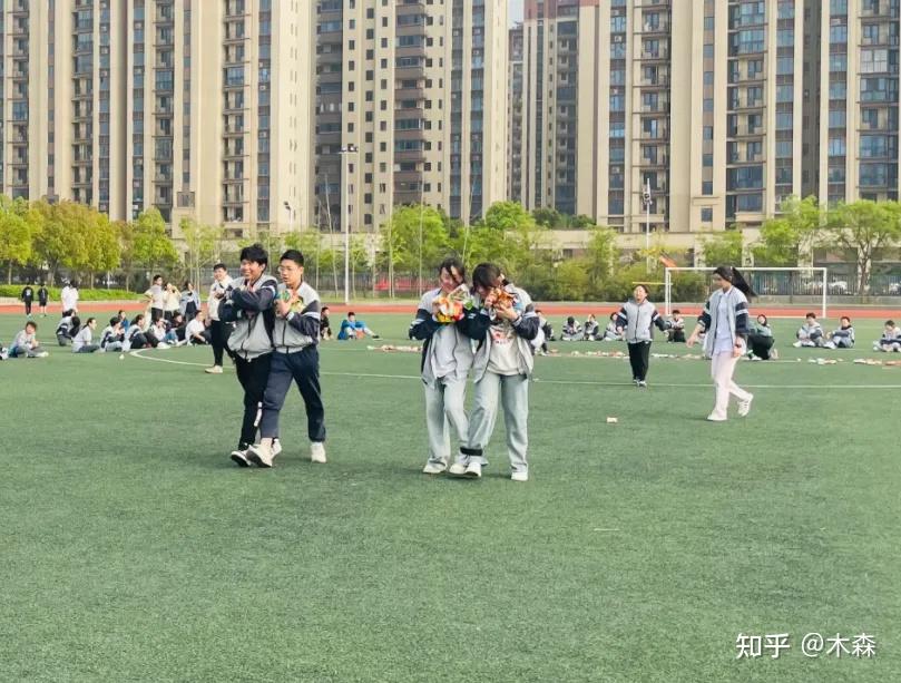 安徽新锐集团滁州海亮学校——班主任忽然变身"搬"主任