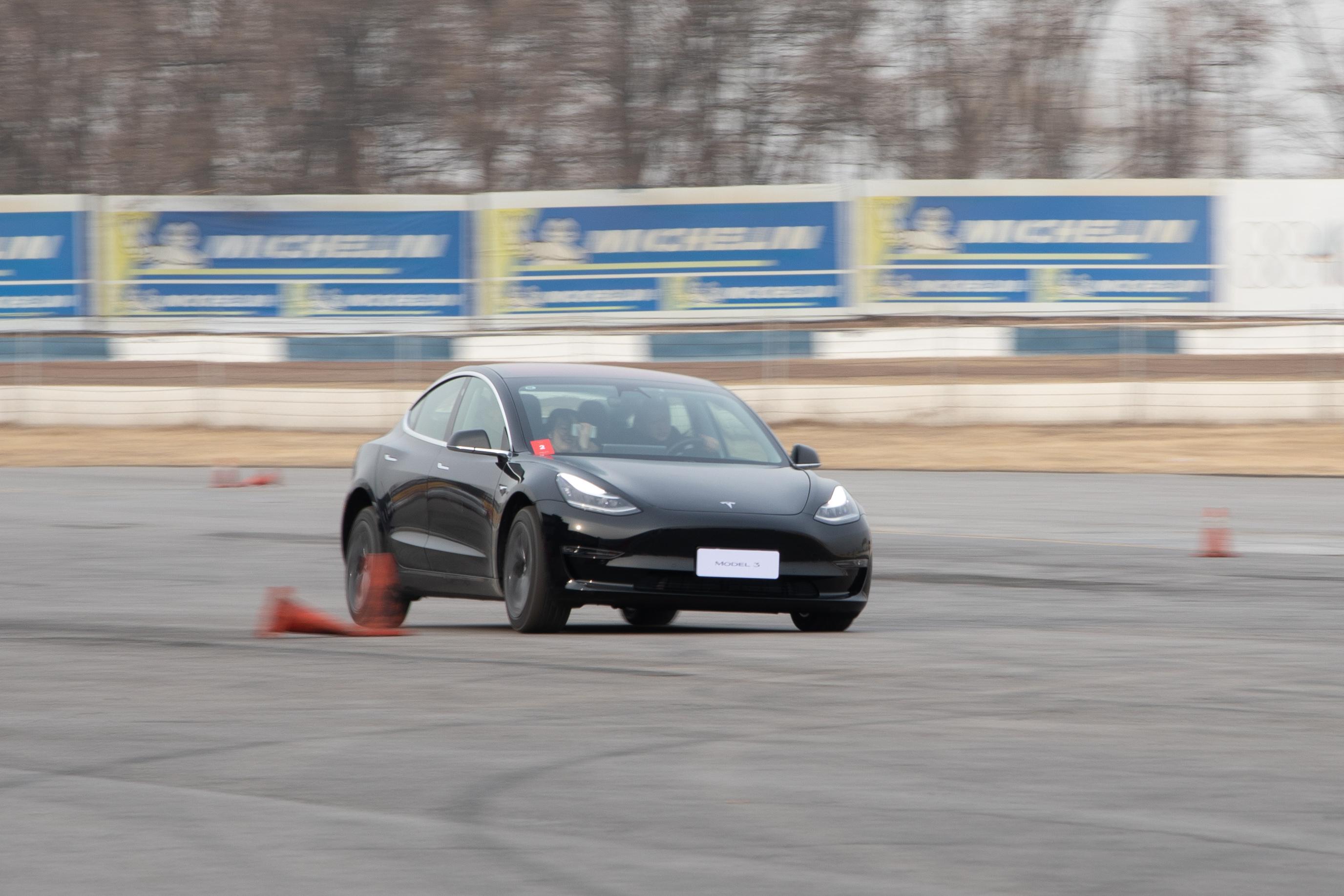 态度试驾让我们给特斯拉model3泼一点冷水