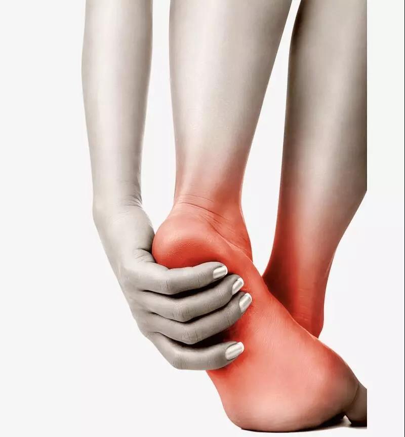 广州足跟痛压痛点有4点止痛方法不一样