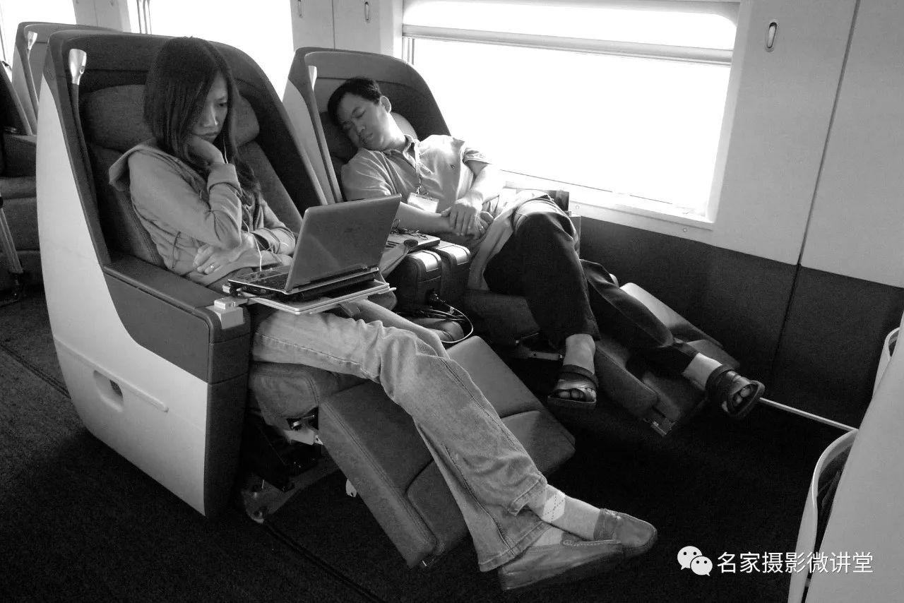 他拍了四十年火车,拍出一部无法复制史诗