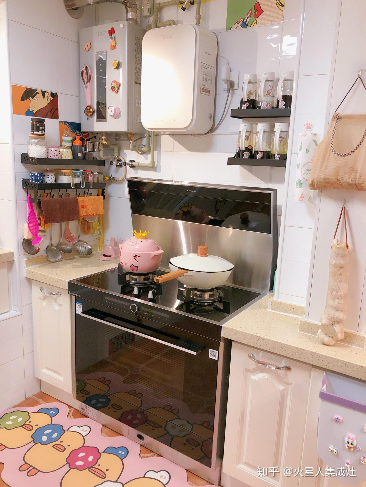 谁说厨房装修不能少女心这间集成灶厨房堪称教科书级别