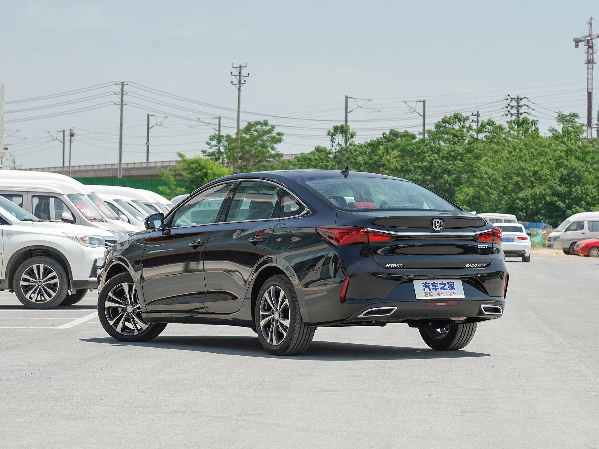 长安逸动plus颜值极高动力十足