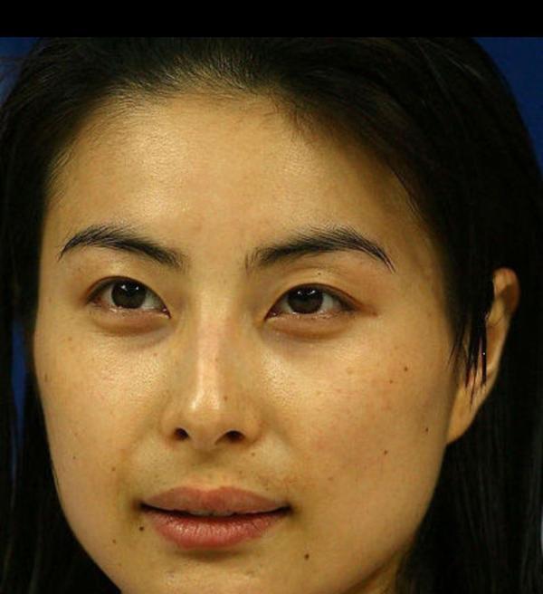 不化妆就很好看是什么体验?