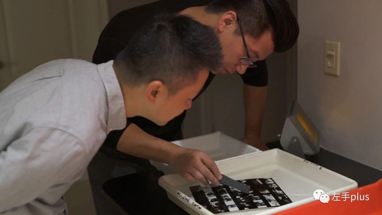 揭秘胶卷冲洗照片放大传统黑白暗房工艺原来这么毒18集18年12月更新