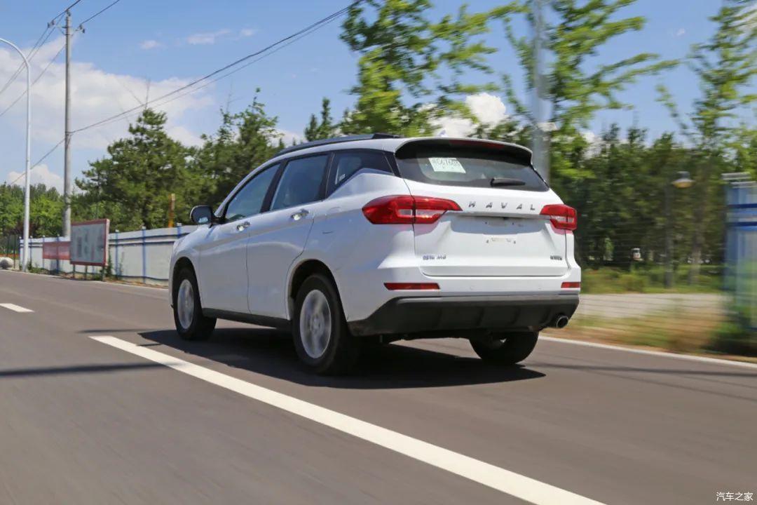 落地十万轻松好开选它没错试驾哈弗m6