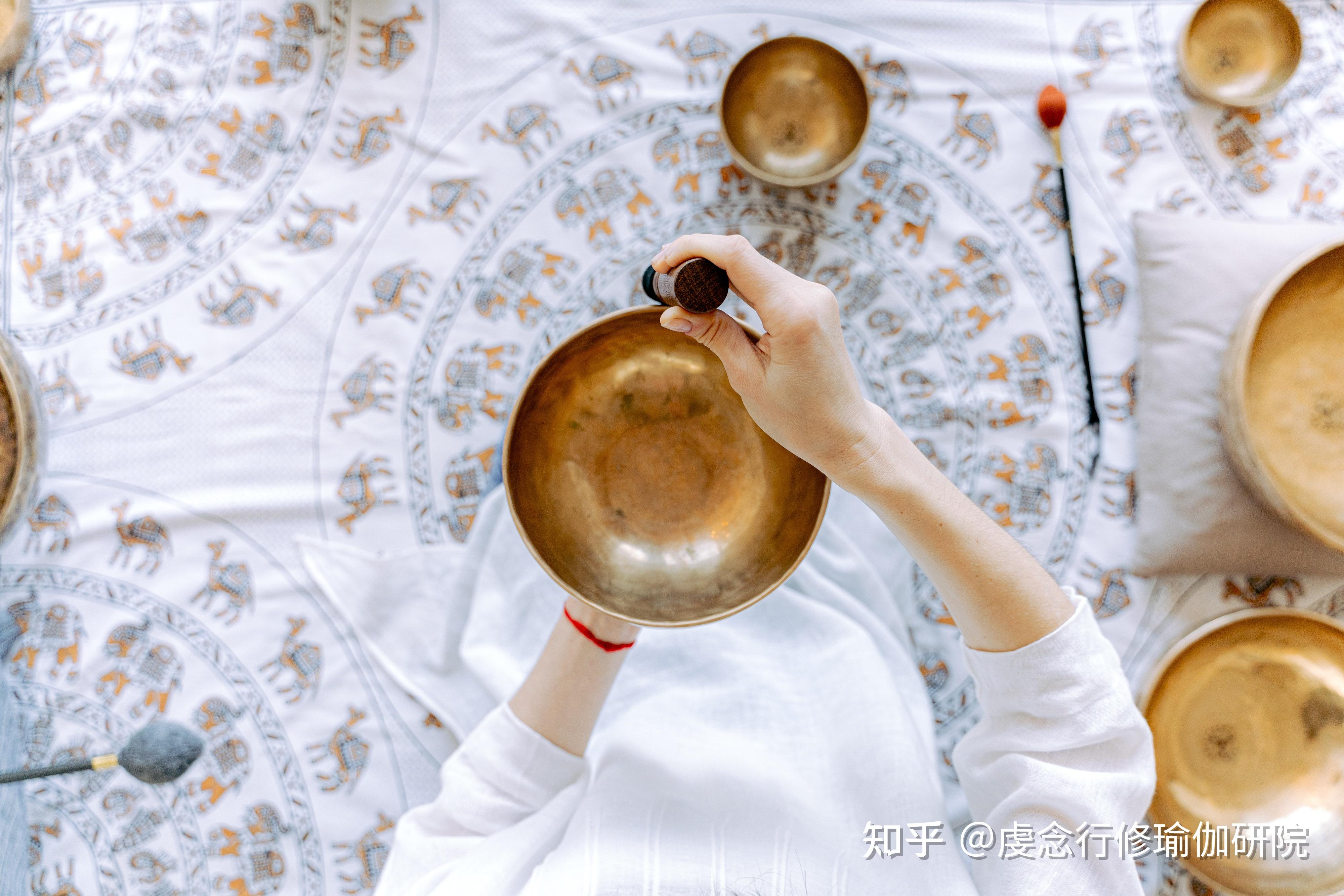 如何选择当下适合自己的颂钵 - 知乎