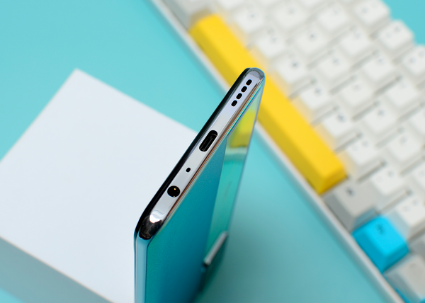 卡位精准,2k价位段王者:realme 真我gt neo 体验评测