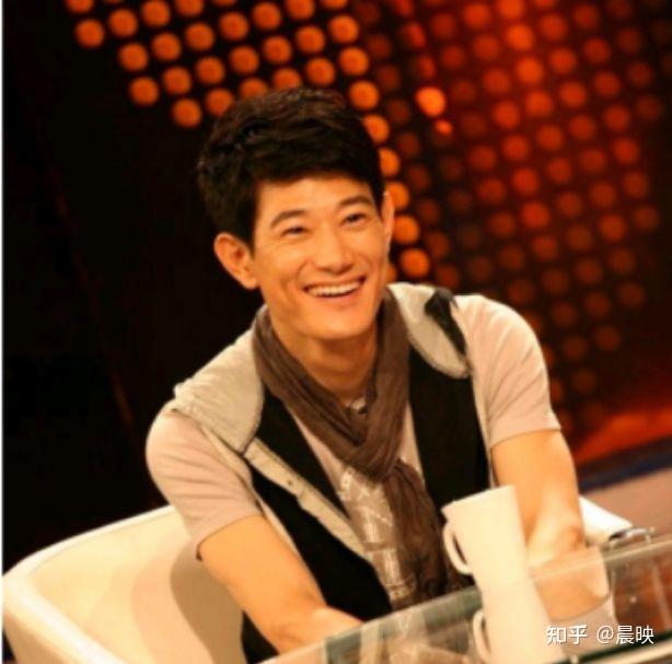 有感于知名日本演员矢野浩二启用中文名“浩歌”