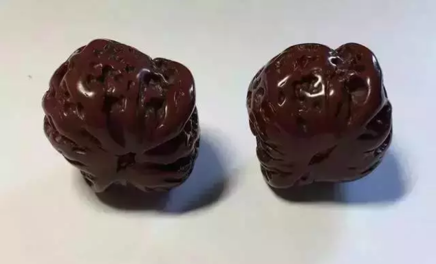 文玩核桃随盘玩时间的变化