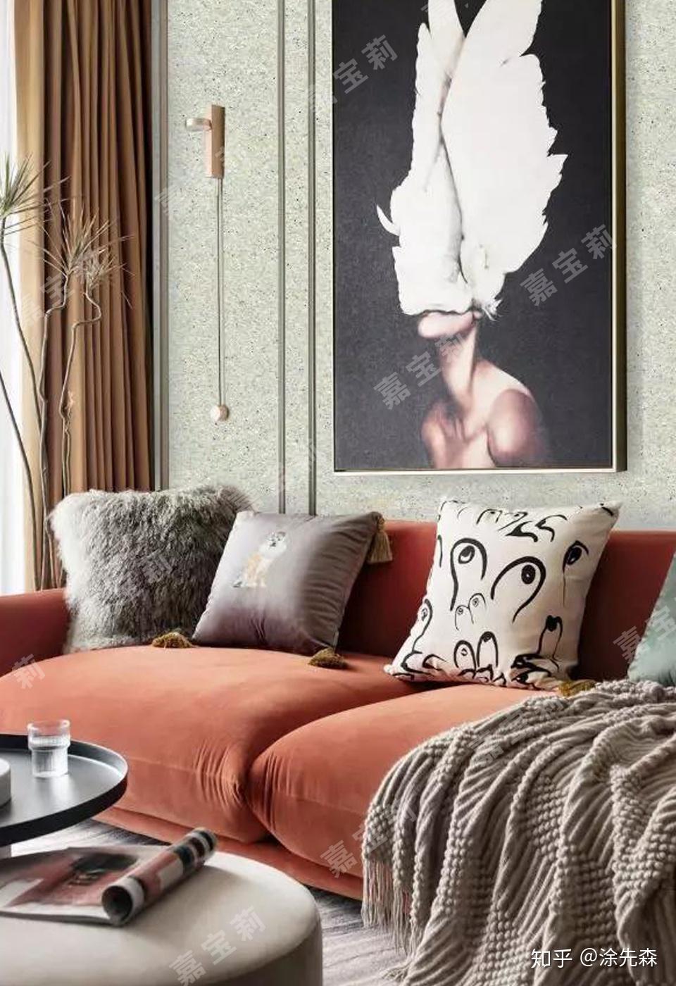 格莉翠丝与法式石膏线的碰撞在浅色调的格莉翠丝映衬下,精致的布艺泛