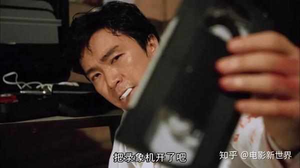 《国产凌凌漆》:周星驰第一次担任导演,第一次合作罗家英 - 知乎