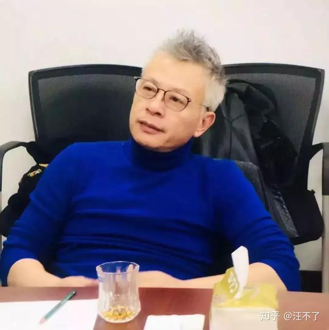 王亮老师董联老师和王亮老师高屋建瓴的为大家娓娓道来了茶的发展历史