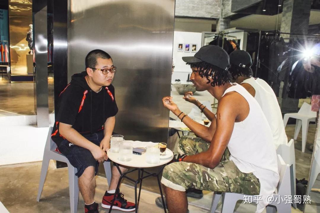 我们在多首higher brothers的歌曲开头听到水印"harikiri on the beat