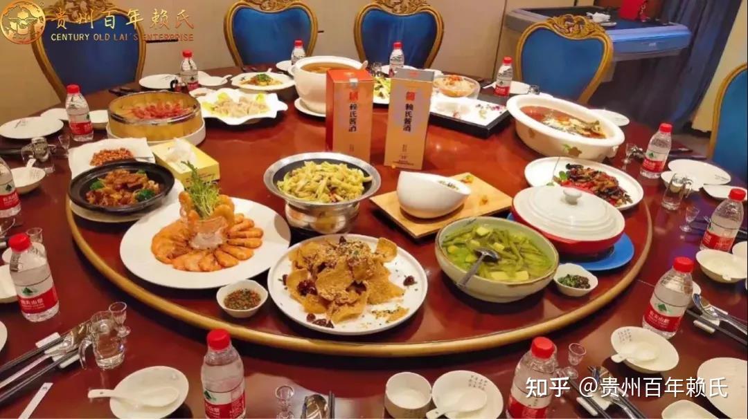 告别胡乱敬酒,商务人士必备的酒桌礼仪你知道哪些? - 知乎