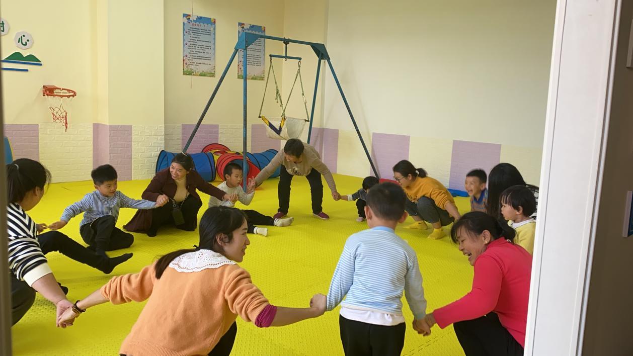 医生牵头,社会爱心人士捐助,驻马店较早开始自闭症康复干预的专业机构