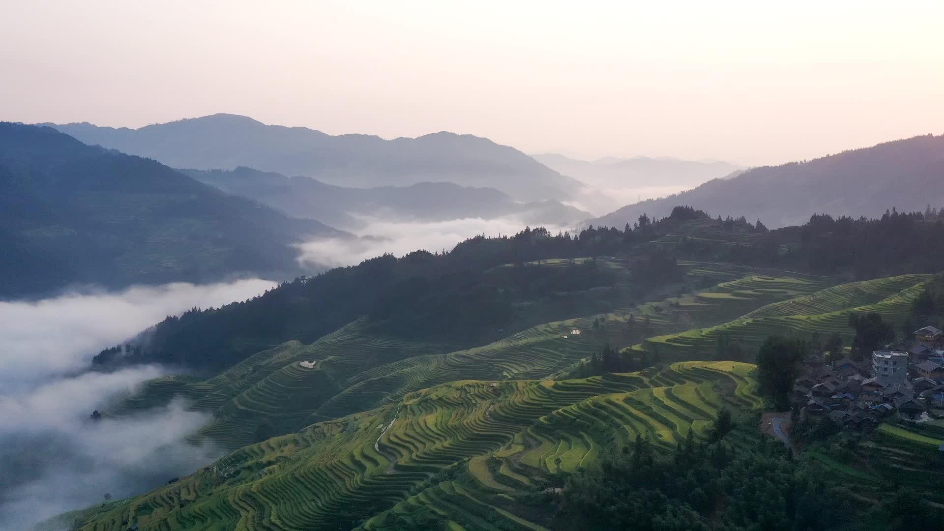 高山族风光图片