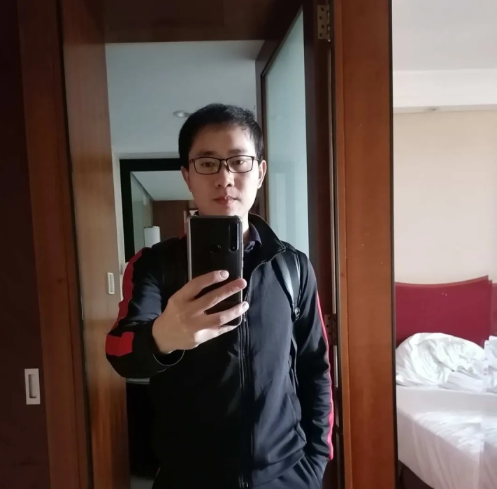 丨84470192年本科已购车房成熟稳重喜欢运动唱歌和弹钢琴的湖南小哥哥