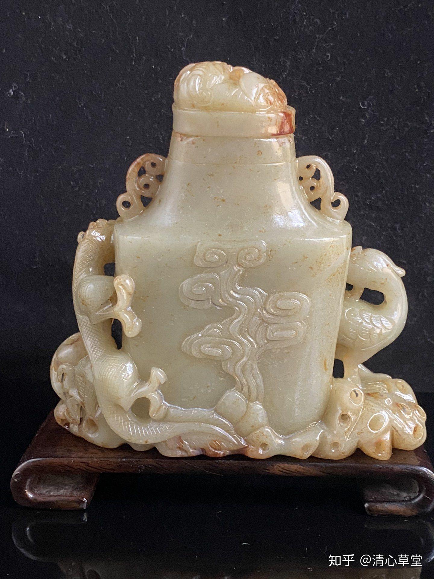 清代和田玉龙凤呈祥玉瓶摆件