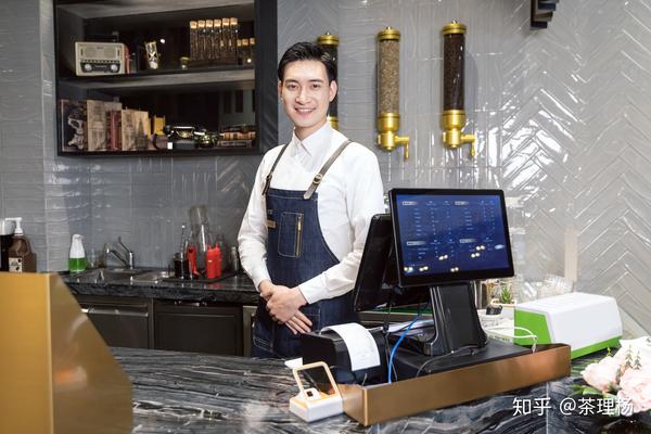 关于奶茶店的经营你可能还差一个好店长