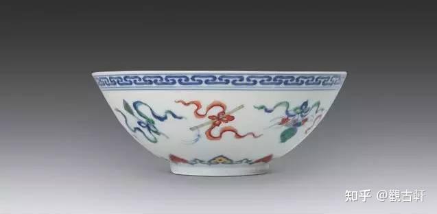 磁器 清代 雍正年制 斗彩 三多紋水洗 唐磁 古陶磁器