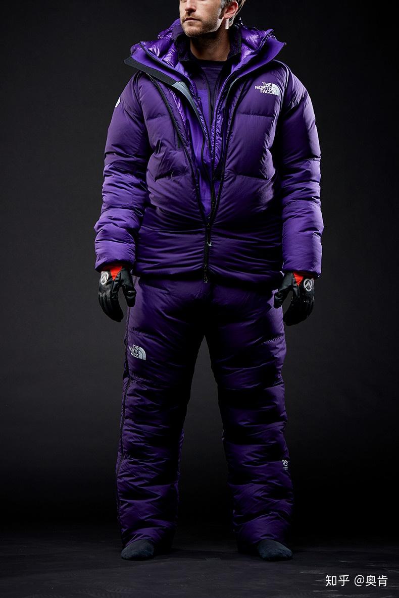 summit series"巅峰系列",是北面技术实力的体现,北面巅峰拥有5000