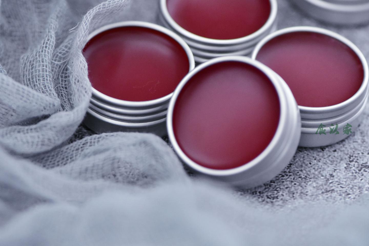 适用各种皮肤炎症的紫草膏轻症