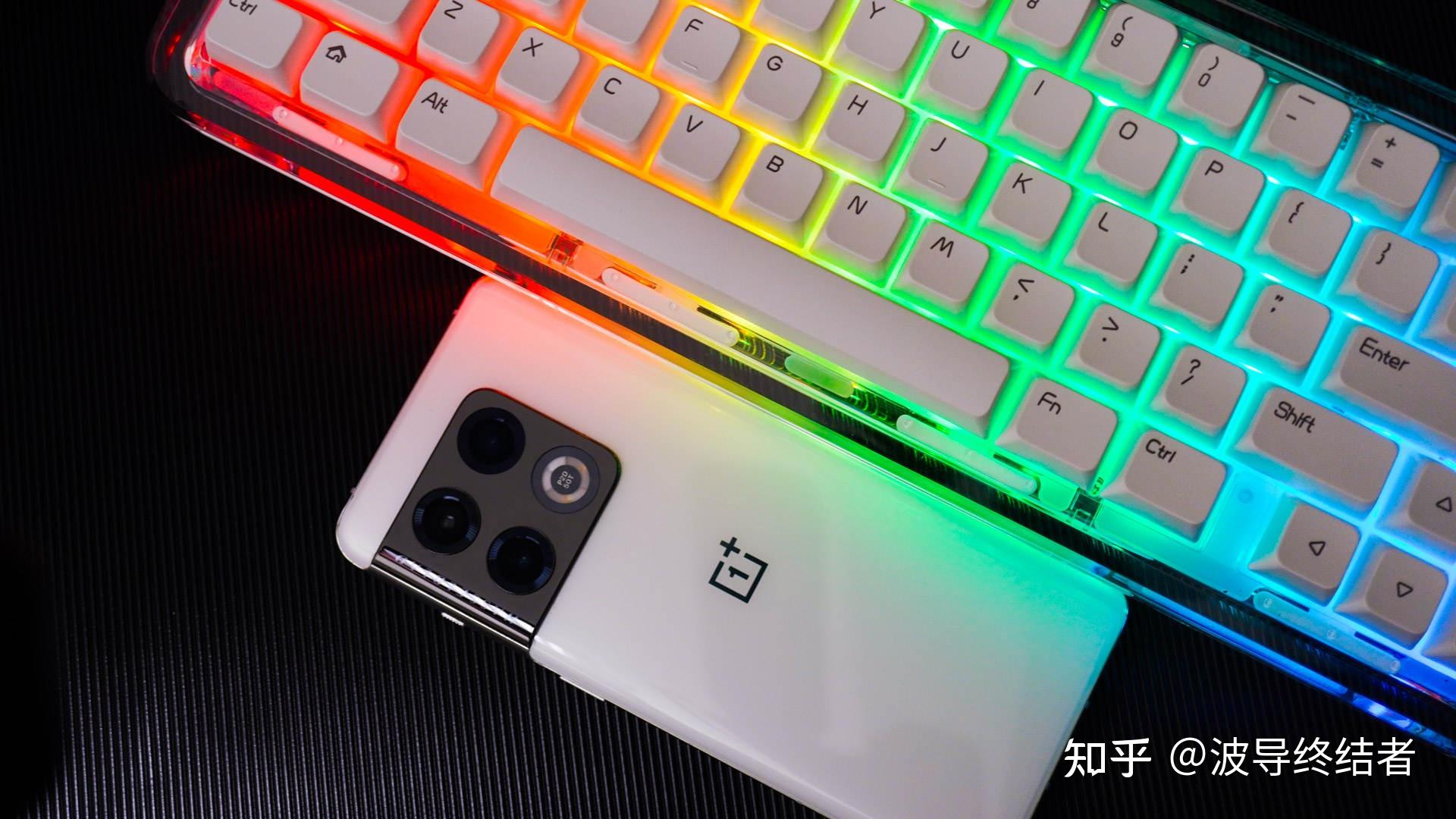 晶萤剔透的漂亮 FIRST BLOOD B67三模机械键盘 知乎