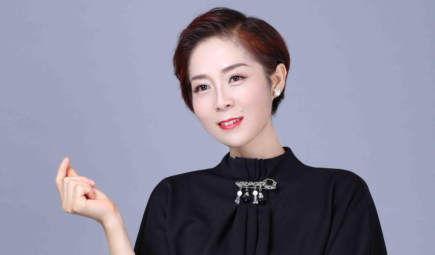 杨海燕活得明白才能活得漂亮