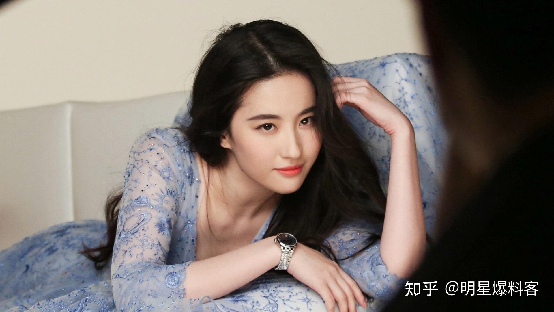 罗云熙,蔡徐坤,杨颖,辛芷蕾,霍建华,吴磊,白敬亭,薛之谦,刘雨昕,程潇