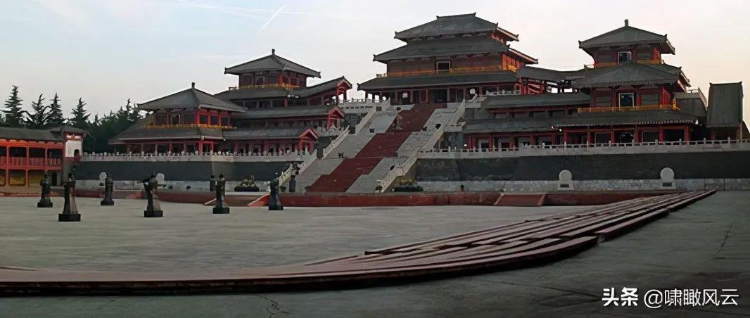 广发展一样,战国末期,小镇青年们心中的"北上广",就是秦国首都咸阳