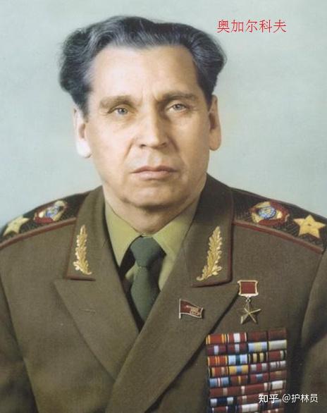 这一建议遭到了前苏联总理柯西金和外交部长葛罗米柯等人的坚决反对.