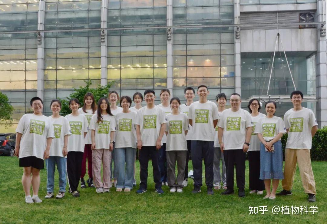 Nature Communications | 中国科学院分子植物科学卓越创新中心王四宝团队发现疟蚊肠道共生菌利用胞外囊泡跨界递送抗疟效应分子 ...