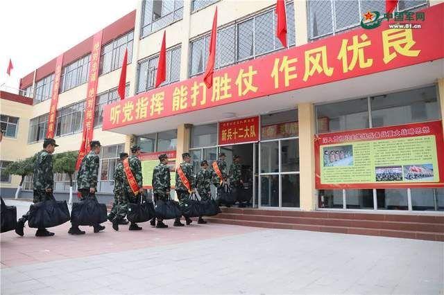 然後在比賽之前立下軍令狀,輸掉